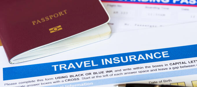 ¿Qué se puede exigir al contratar un seguro de viaje?