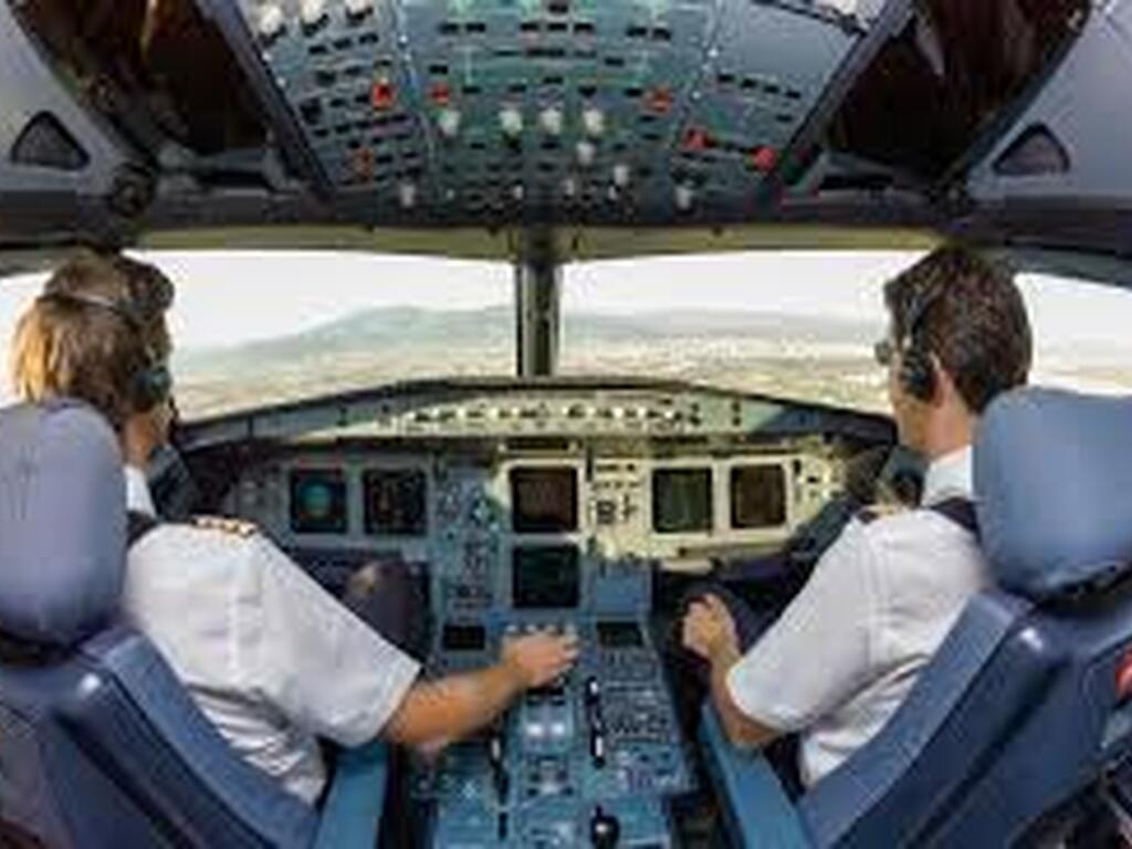 El Tribunal de Justicia de la Unión Europea entiende que no resulta discriminatorio que una aerolínea pague dietas más bajas al personal de tripulación que a los pilotos