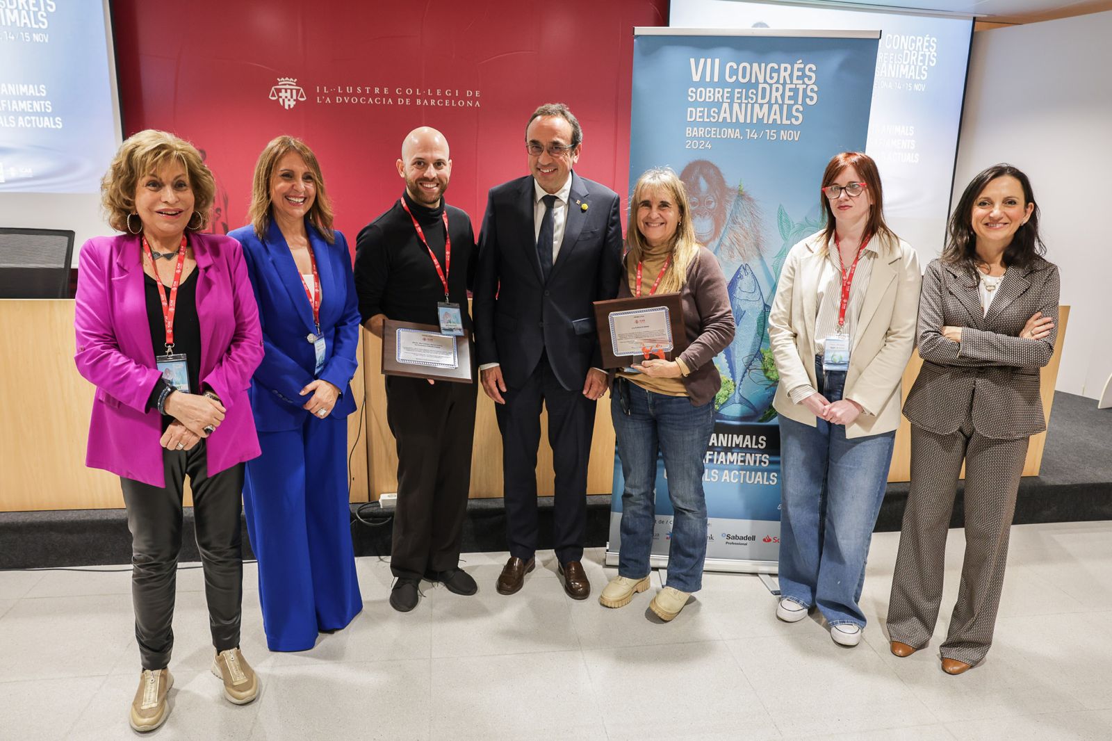 El presidente del Parlament de Catalunya ha entregado los premios de la Comisión de Protección de los Derechos de los Animales del ICAB a Heura Foods y la Fundació Mona