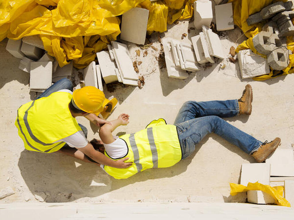 ¿Cómo un abogado puede ayudarte con tu accidente laboral?