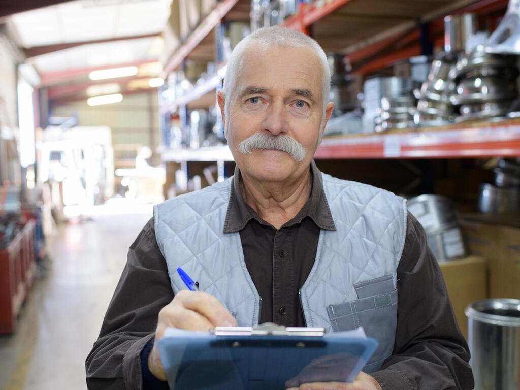 Jubilación parcial y contrato de relevo: estrategias para la competitividad empresarial en la industria manufacturera