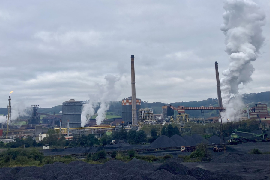 El IIDMA presenta un recurso ante el TSJ de Asturias: el Gobierno regional permite a ArcelorMittal contaminar más de lo permitido